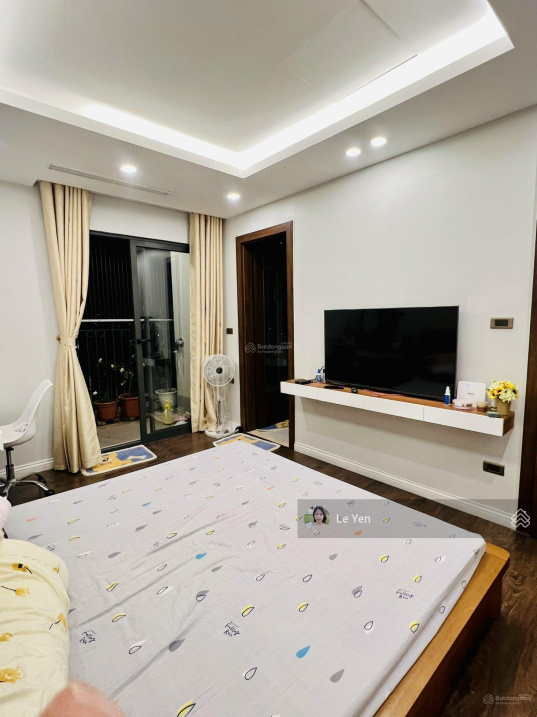 Modern Luxury Apartment Near Hoang Cau Lake