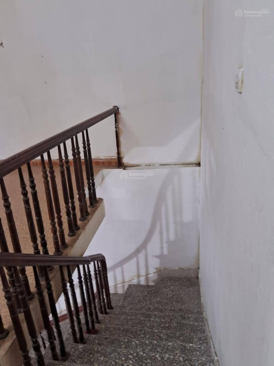2-Story House near Ong Market, Full Utilities, Spacious Parking