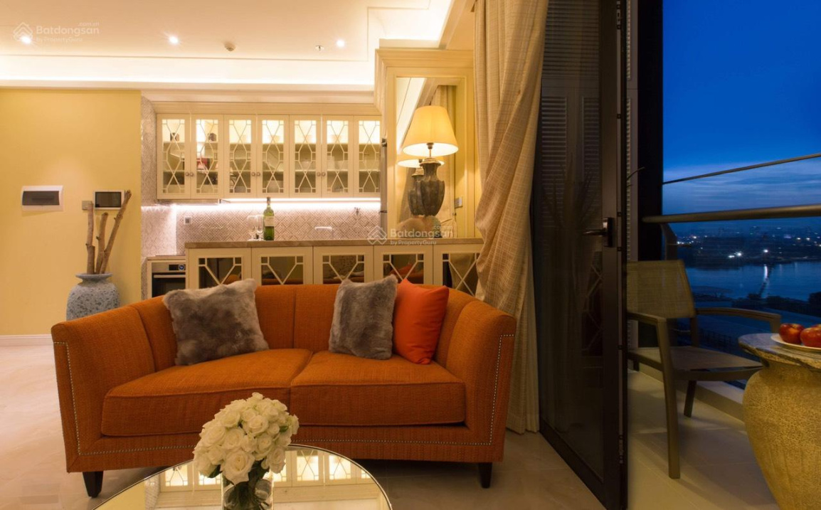 Luxurious Golden Mansion Apartment in Phu Nhuan
