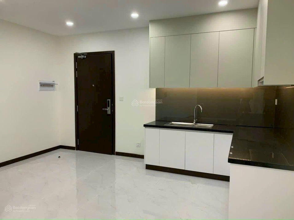 Modern 80m² Two-Bedroom Apartment in Skyview