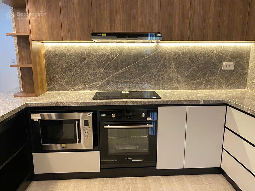 Spacious 3-Bedroom Apartment with Beautiful View