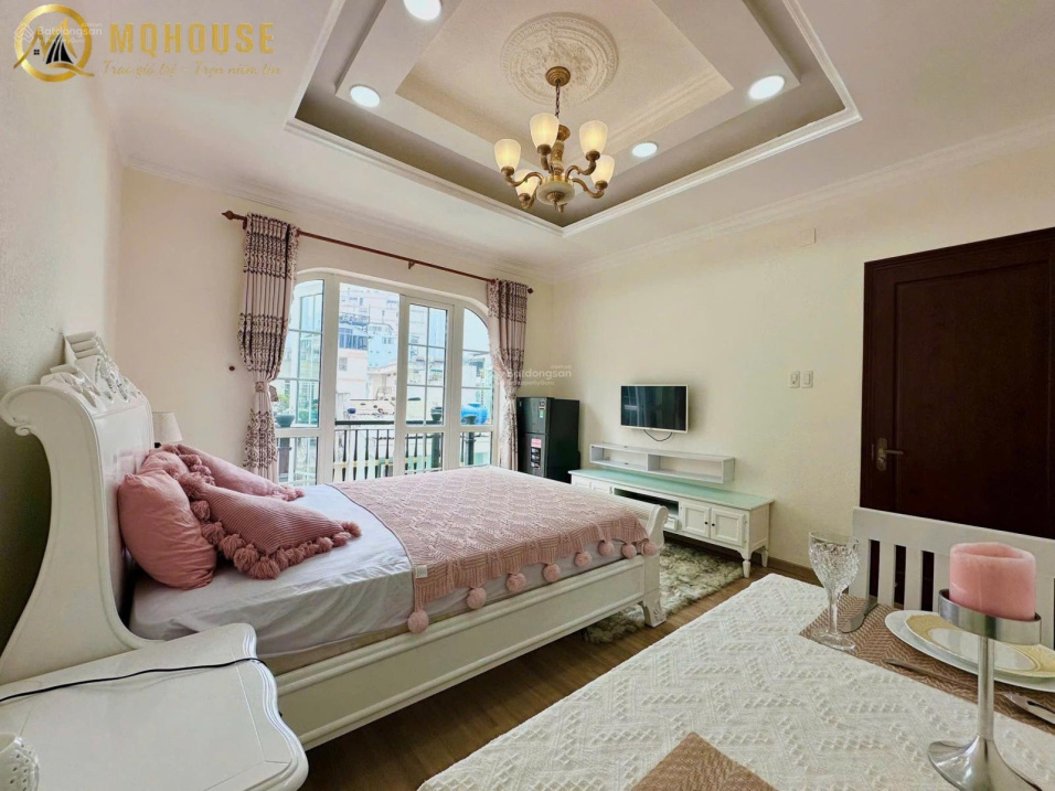 Modern Studio Apartment with Balcony in Binh Thanh