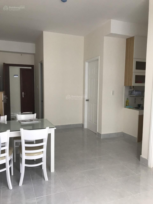 Spacious 3-Bedroom Apartment with Full Furnishings