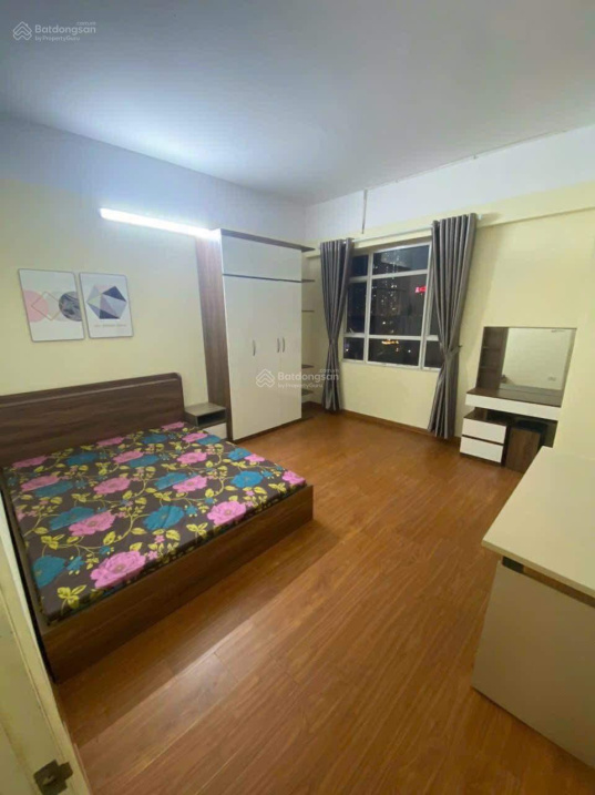 Spacious 85m² Corner Apartment at 7A Le Duc Tho