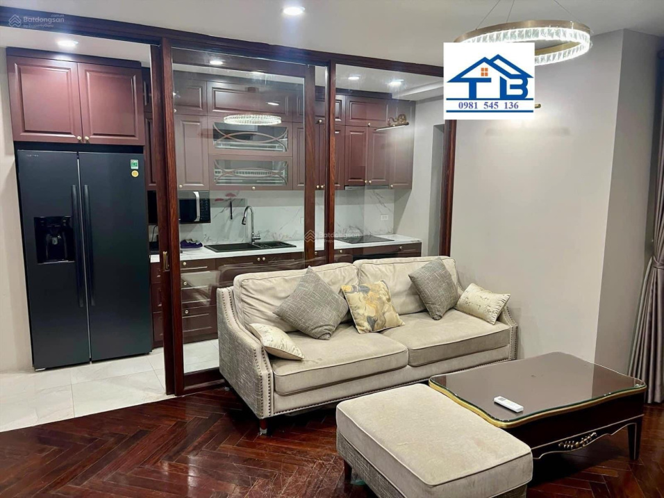 Luxurious 170m² Apartment with Designer Interior