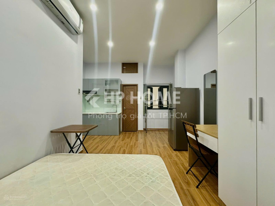 Modern Studio with Full Furniture Near Park