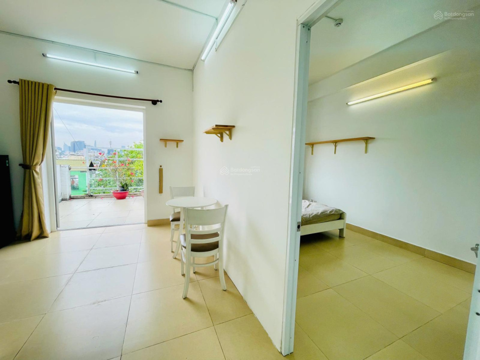 Modern 35m² Mini Apartment with Kitchen