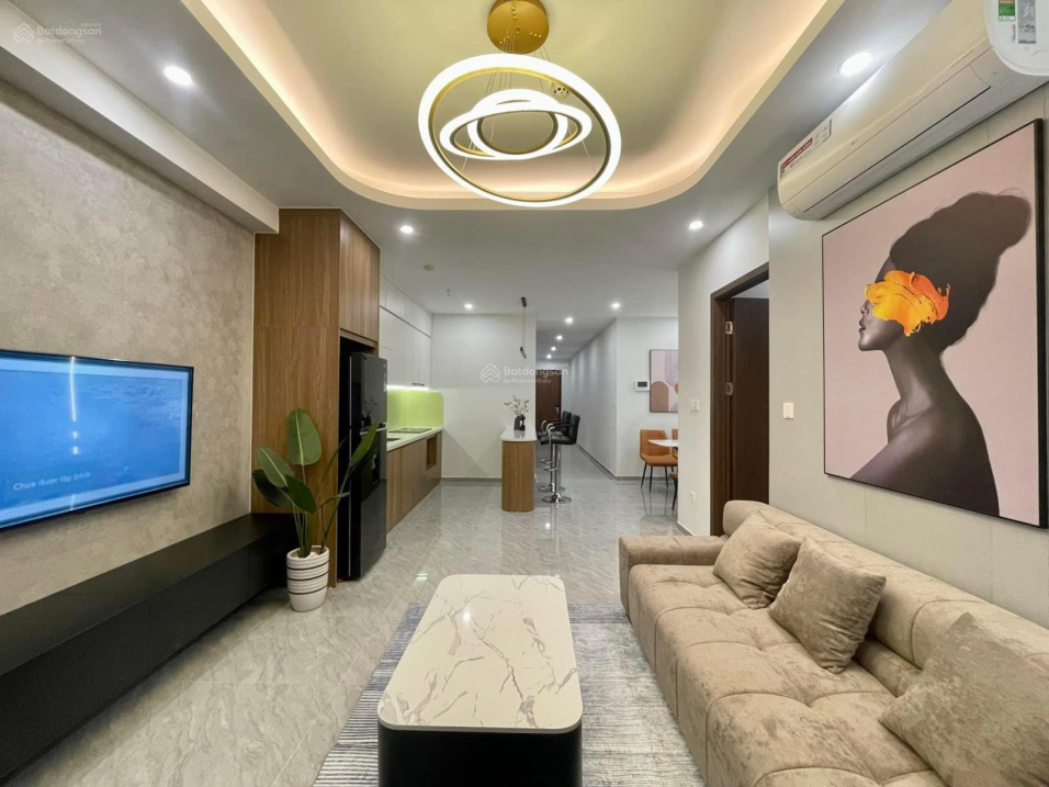 Modern 3-Bedroom Apartment in Ecolife Capitol