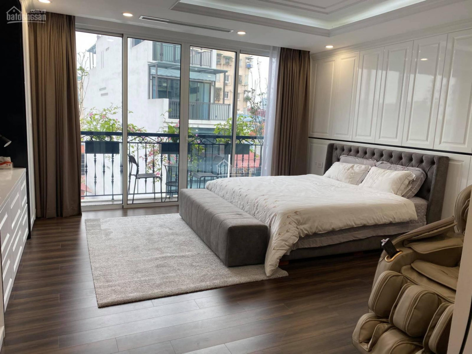 Luxury Apartment at Hoang Thanh Tower with Designer Interior