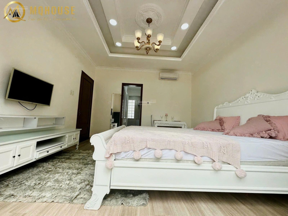 Modern Studio Apartment with Balcony in Binh Thanh