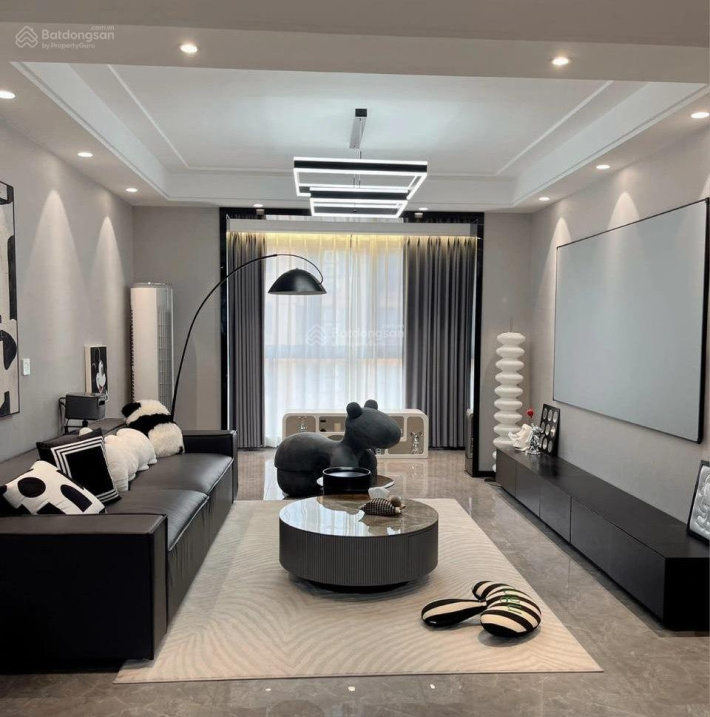 Modern 2-Bed Apartment in Celadon City