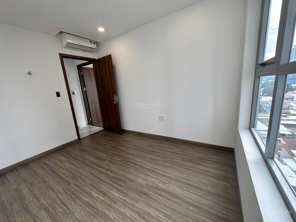 Modern 2BR Apartment with City Views