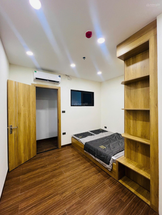 Modern Studio Apartment with Elevator and Full Amenities