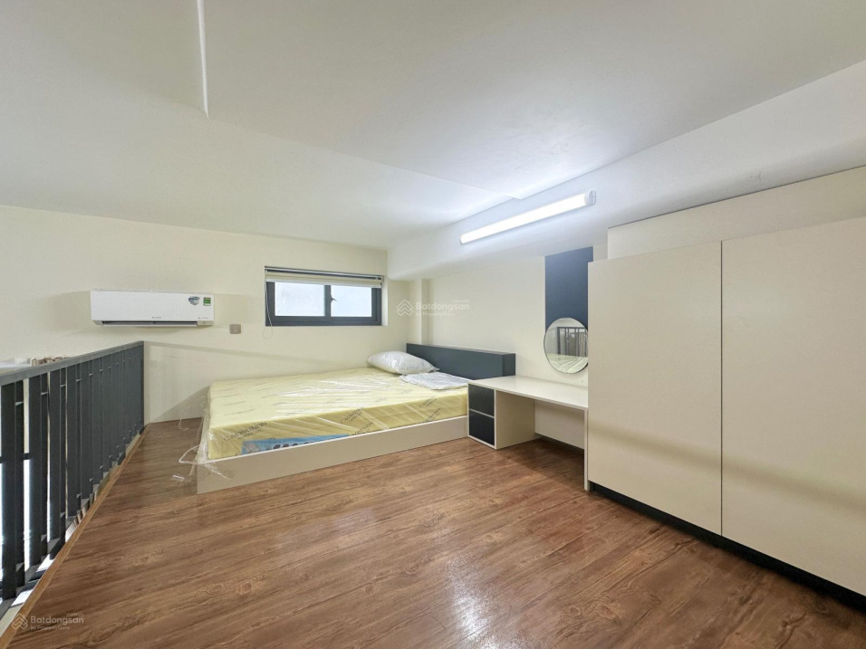 Modern Duplex Apartment with Private Kitchen in District 2