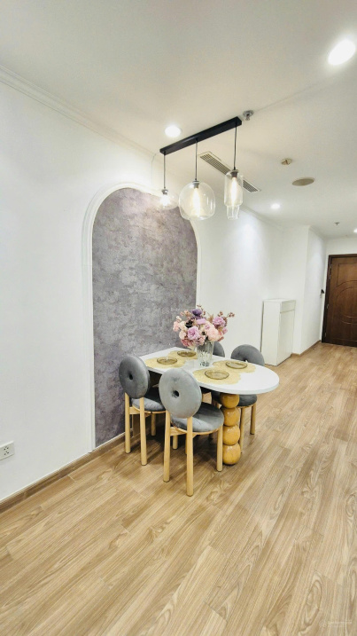 Modern Compact 3-Bedroom House on Mac Thi Buoi Street