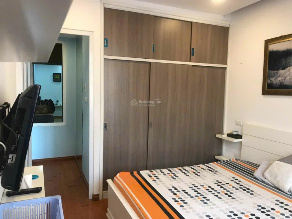Modern 2-Bedroom Apartment with Full Amenities