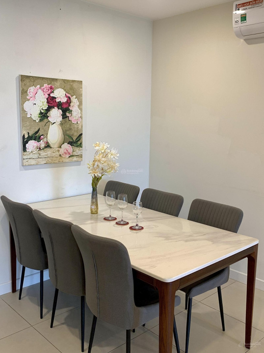 Modern 2-Bedroom Kosmo Apartment with Full Furniture
