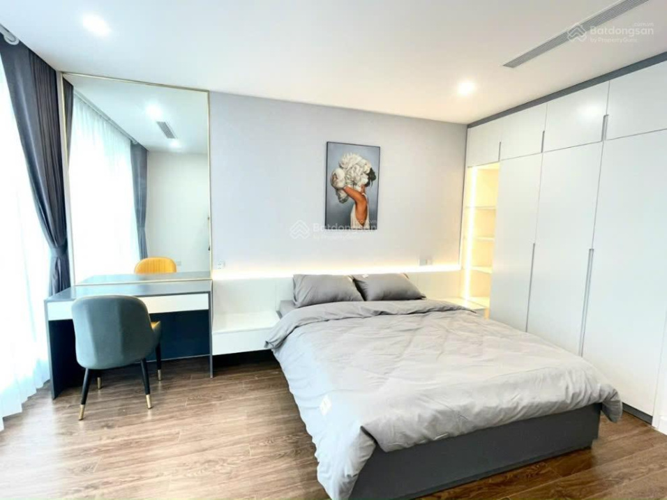 1-2 Bedroom Apartment with Flexible Furnishing Options
