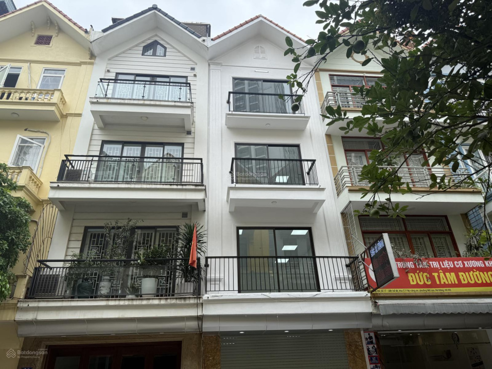 Townhouse in Nguyen Van Loc Urban Area, Mo Lao