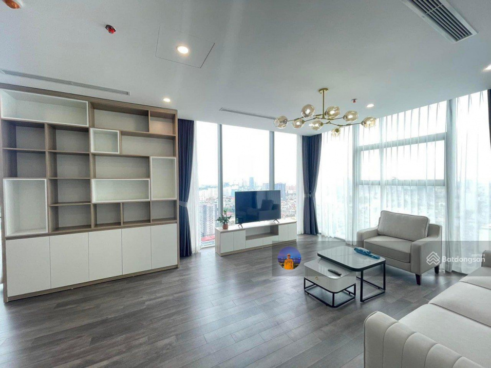 Modern 2-Bed Apartment in Grandeur Palace Complex