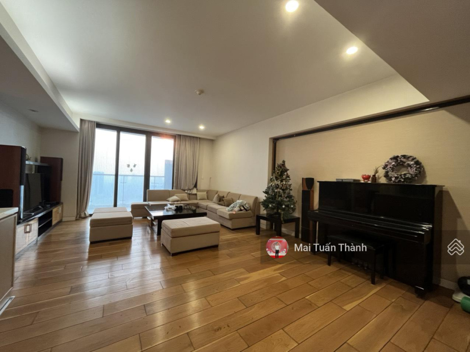 Spacious 2-3 Bedroom Apartment at Indochina IPH, Xuân Thủy, Cầu Giấy, Hanoi