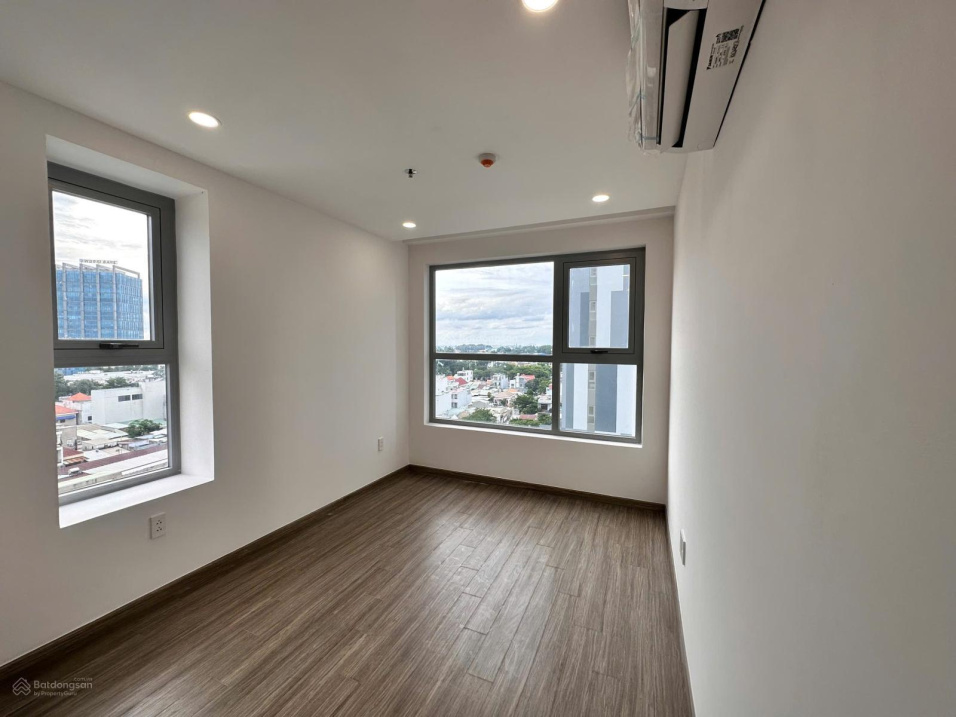 Modern 2BR Apartment with City Views