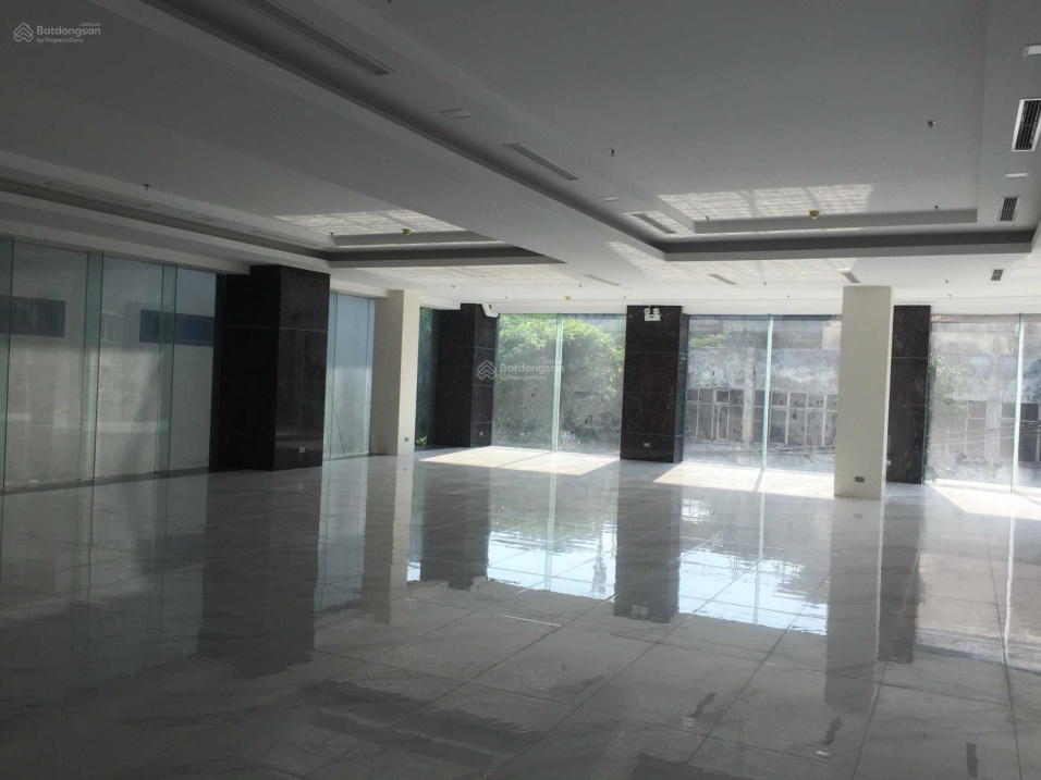 Large 6-Floor Commercial Building with 7m Frontage