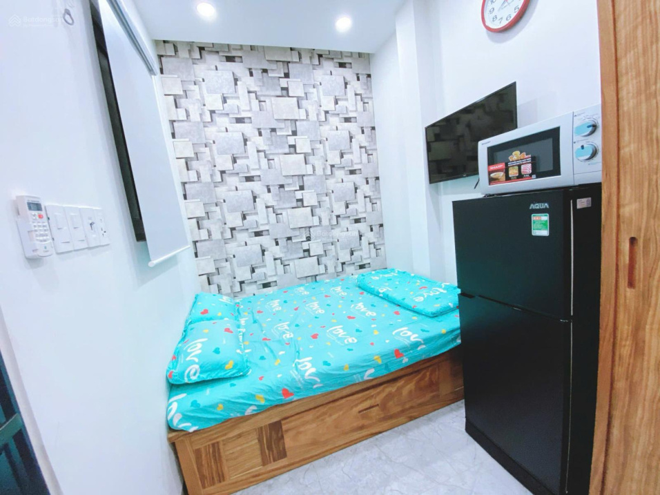 Modern Furnished Studio in Central District 3
