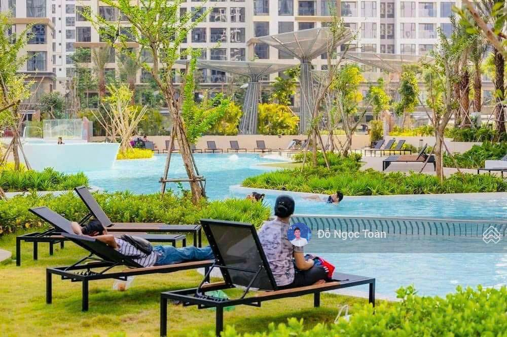 3-Bedroom Apartment at Masteri Centre Point