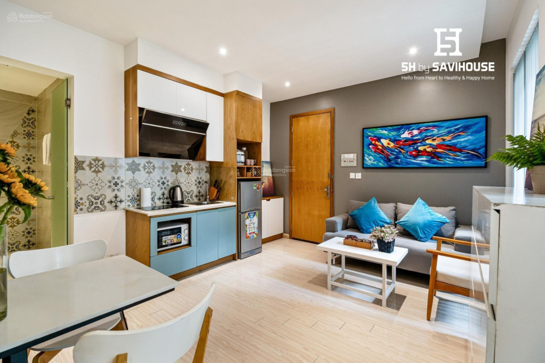 Modern Studio with Designer Interior Near Airport
