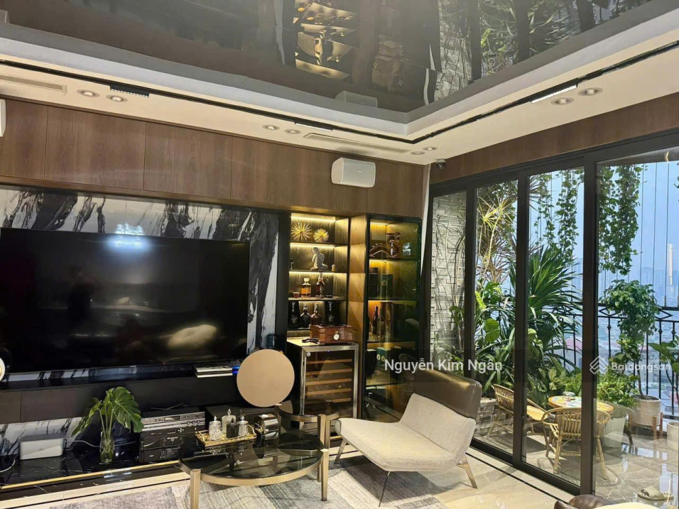 Spacious 133m² Apartment with 3 Bedrooms