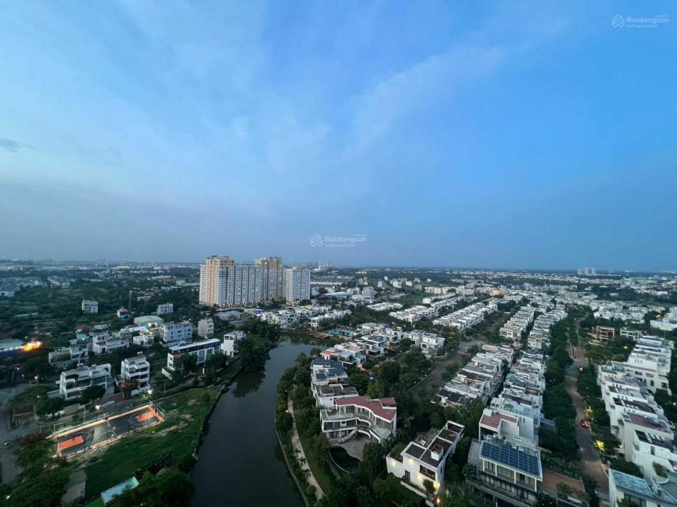 Modern 3-Bedroom Safira Khang Dien Apartment