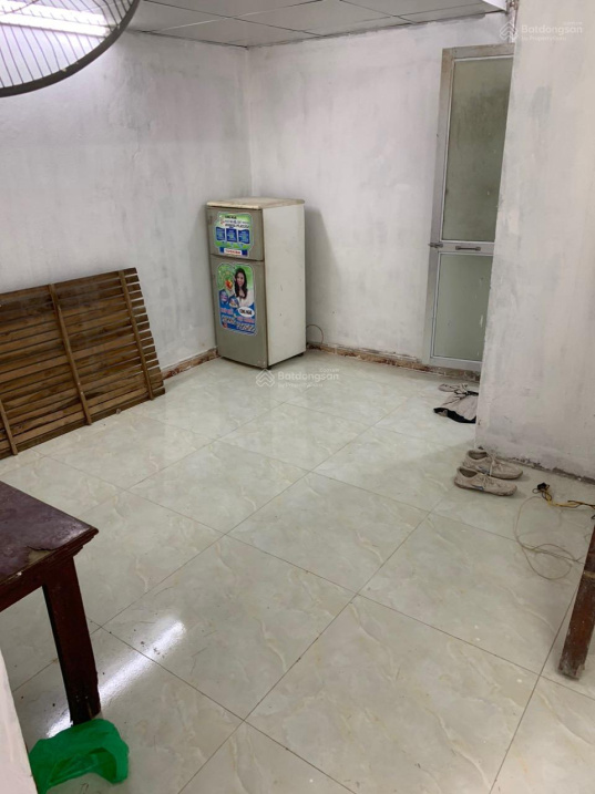 Compact 1-Bedroom Apartment near Linh Nam Street