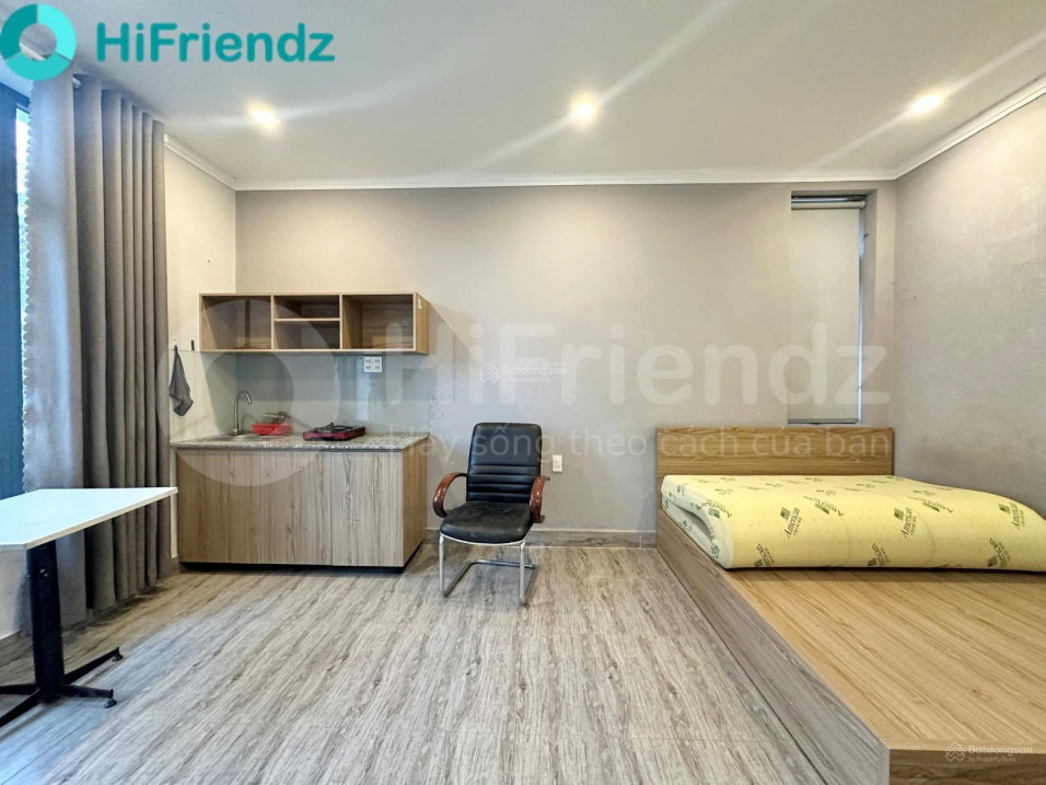 Modern Studio Near Gigamall with Full Furnishings