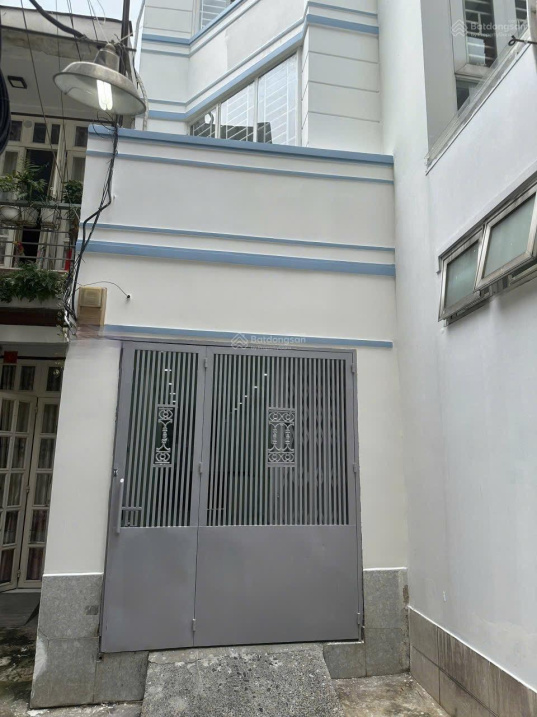 Modern 2-Bedroom House in Phu Nhuan District