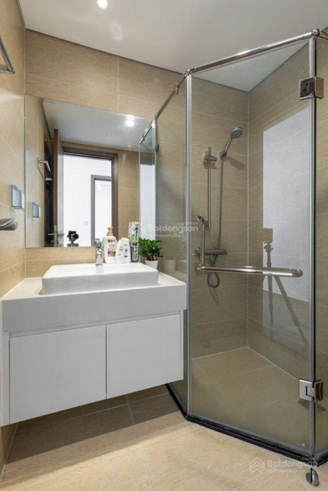 Modern 75m² Apartment with Designer Interior