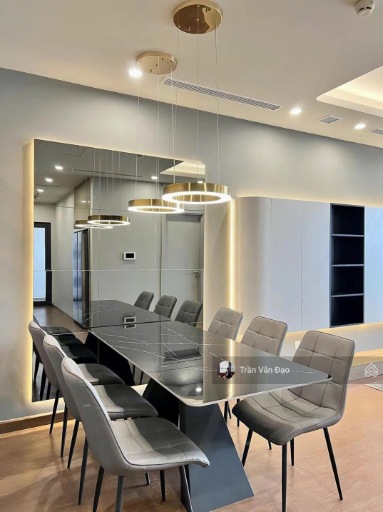 Spacious 3-Bedroom Corner Apartment in Hoang Thanh Pearl