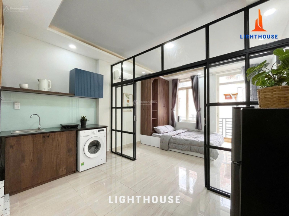 Modern Studio Apartment with Full Amenities