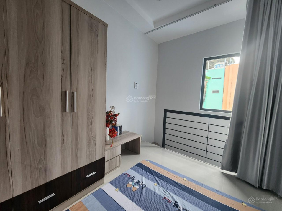 Modern Duplex Apartment with Balcony in District 11