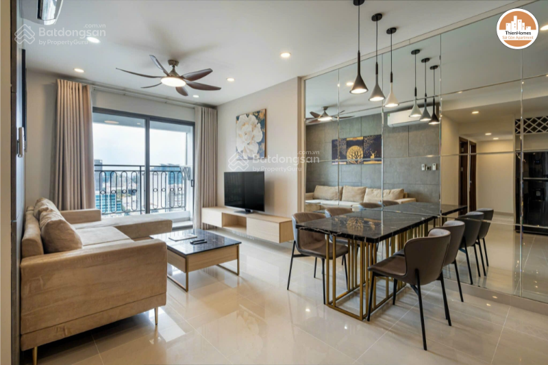 Modern 3BR Apartment with City View