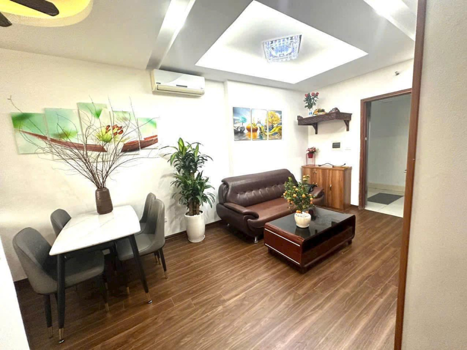 Modern 55m² Apartment with 2 Bedrooms, West Lake