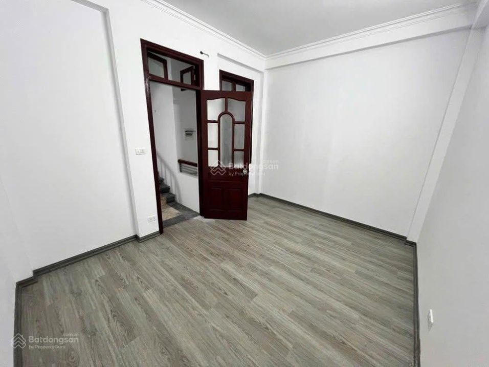 4.5-Story House with 3 Bedrooms in Ba Dinh