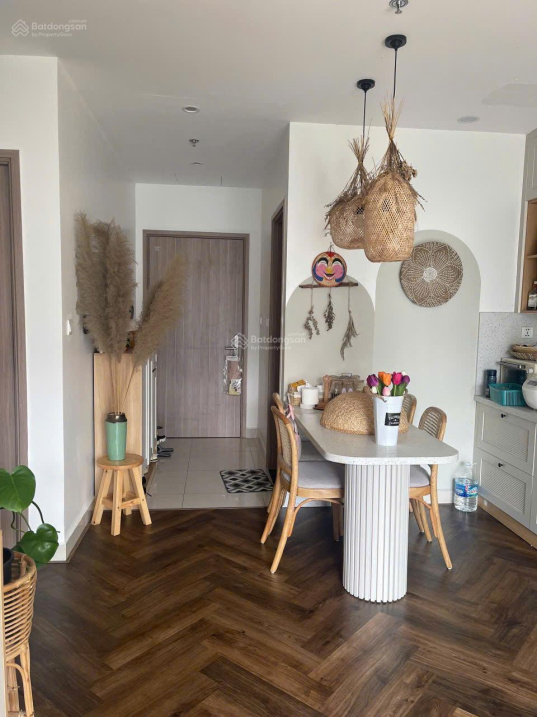 Modern Studio Apartments with Full Furnishing Options