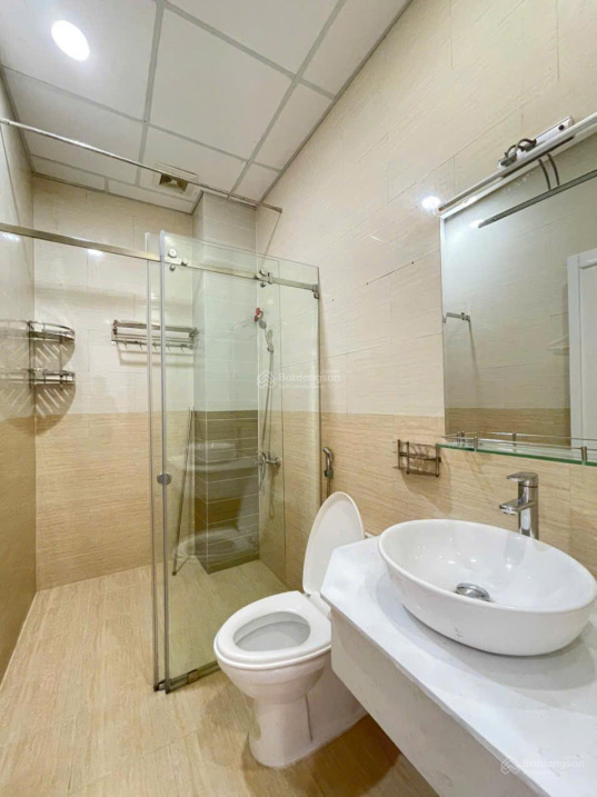 Modern Studio Apartment in District 1