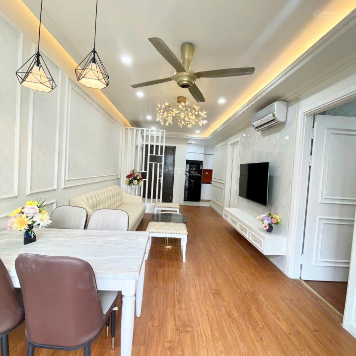 Modern 2-Bed Apartment in HD Mon City