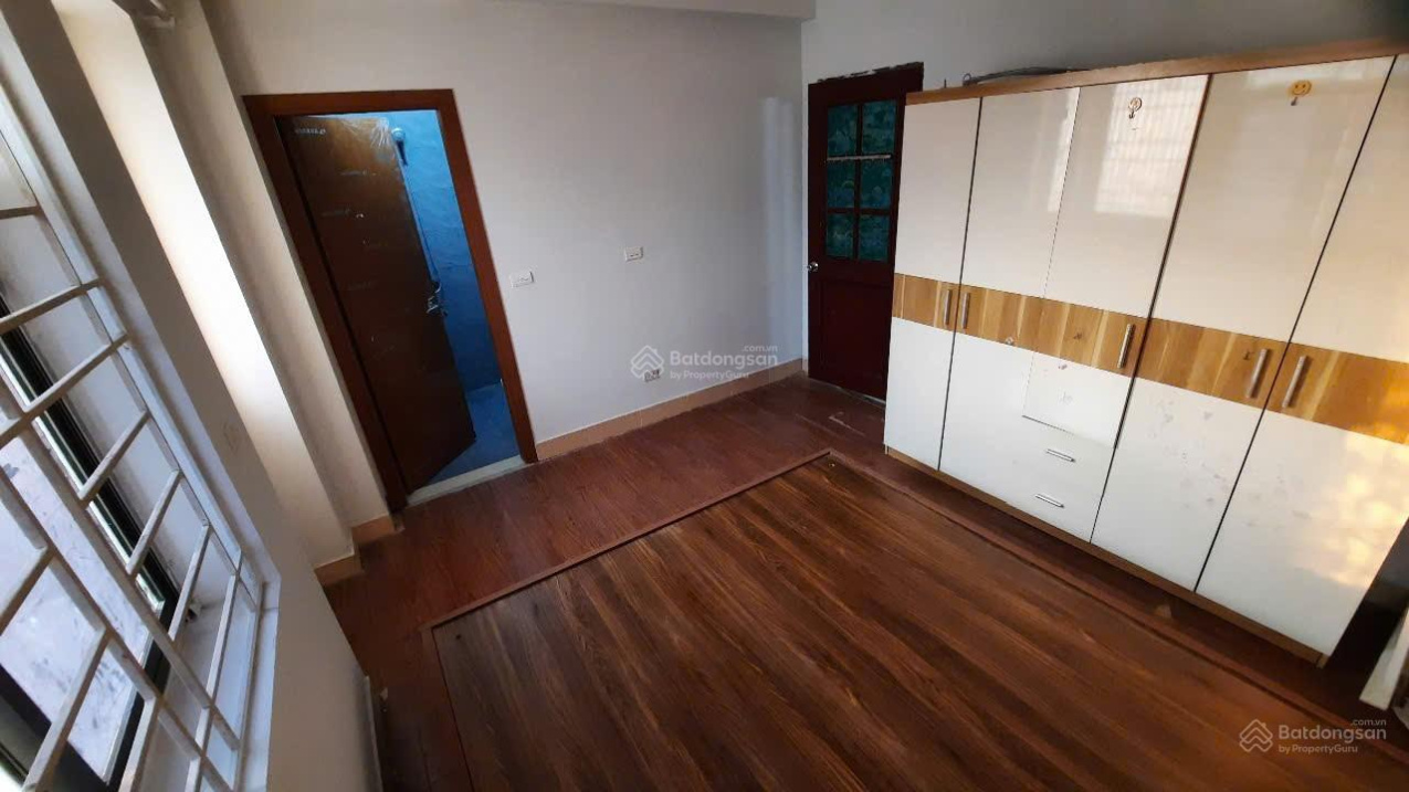 Modern 2-bedroom apartment in Việt Hưng