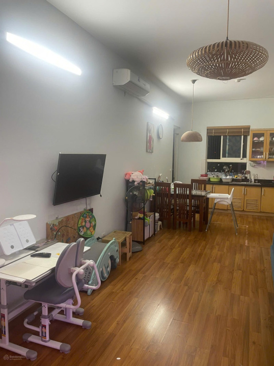 2-Bedroom Apartment in Sunrise Building III, Sài Đồng, Long Biên