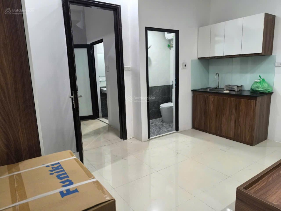 Modern Studio with AC in Le Thanh Nghi