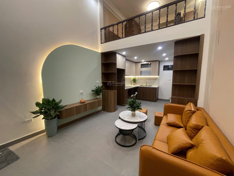 Modern 3-Bedroom Duplex with Designer Finishes