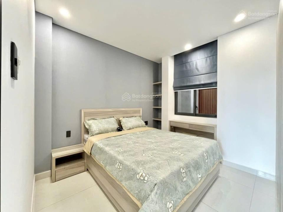 Fully Furnished Modern Apartment with Natural Light